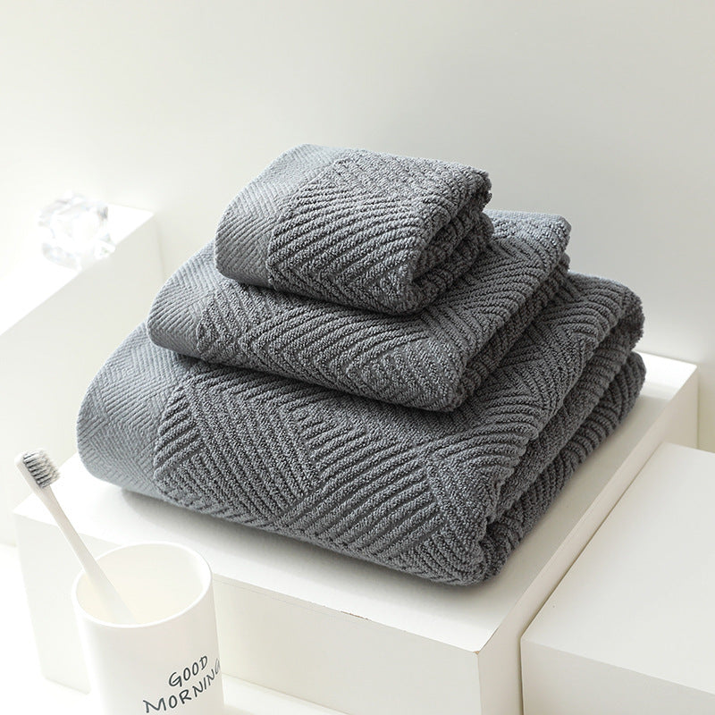 Cotton Textured Bath Towel Set With Geometric Pattern