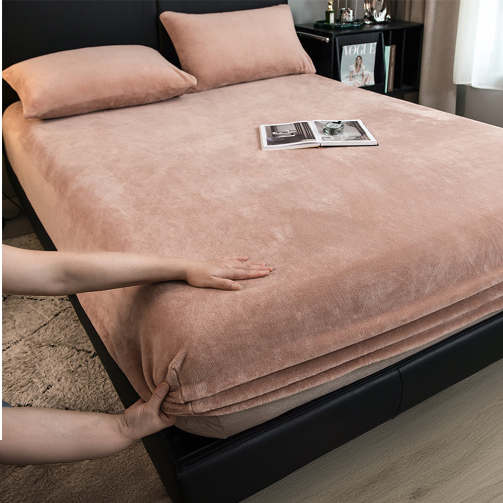 Contemporary Velvet Fitted Sheet With Plush Texture