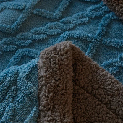 Cable Knit Sherpa Throw Blanket with Cozy Sherpa Lining