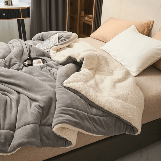 Cozy Fleece Sherpa Throw Blanket With Dual-Sided Plush Design