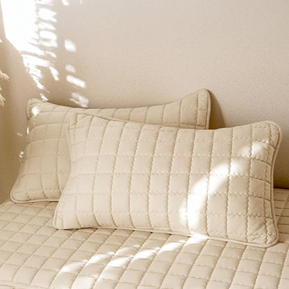 Waterproof Quilted Fitted Sheet With Elasticized Edges