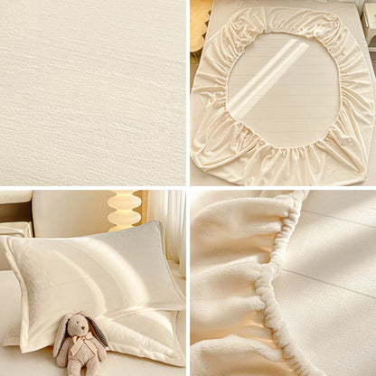 Contemporary Velvet Fitted Sheet With Plush Texture