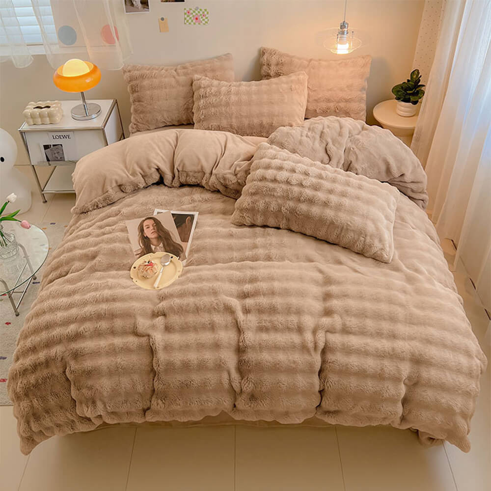Faux Rabbit Fur Bed Sheet Set With Plush Texture