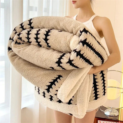 Flannel Blanket With Plush Sherpa Fleece