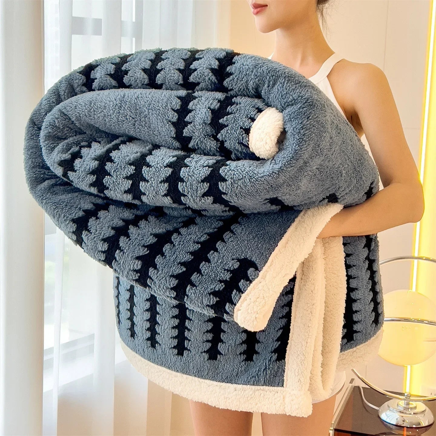Flannel Blanket With Plush Sherpa Fleece