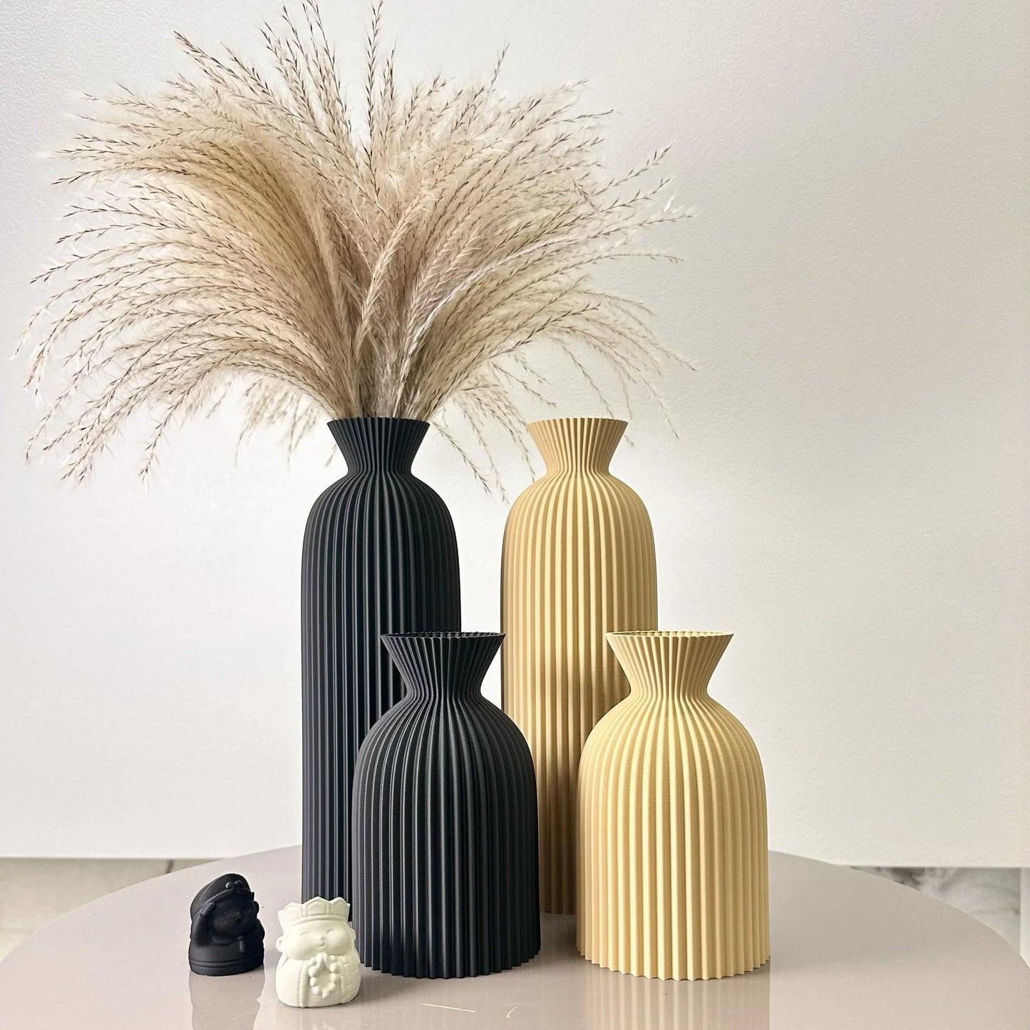 Minimalist Striped Vase Set