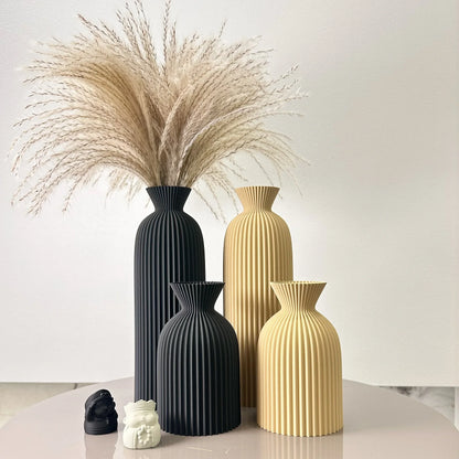 Minimalist Striped Vase Set