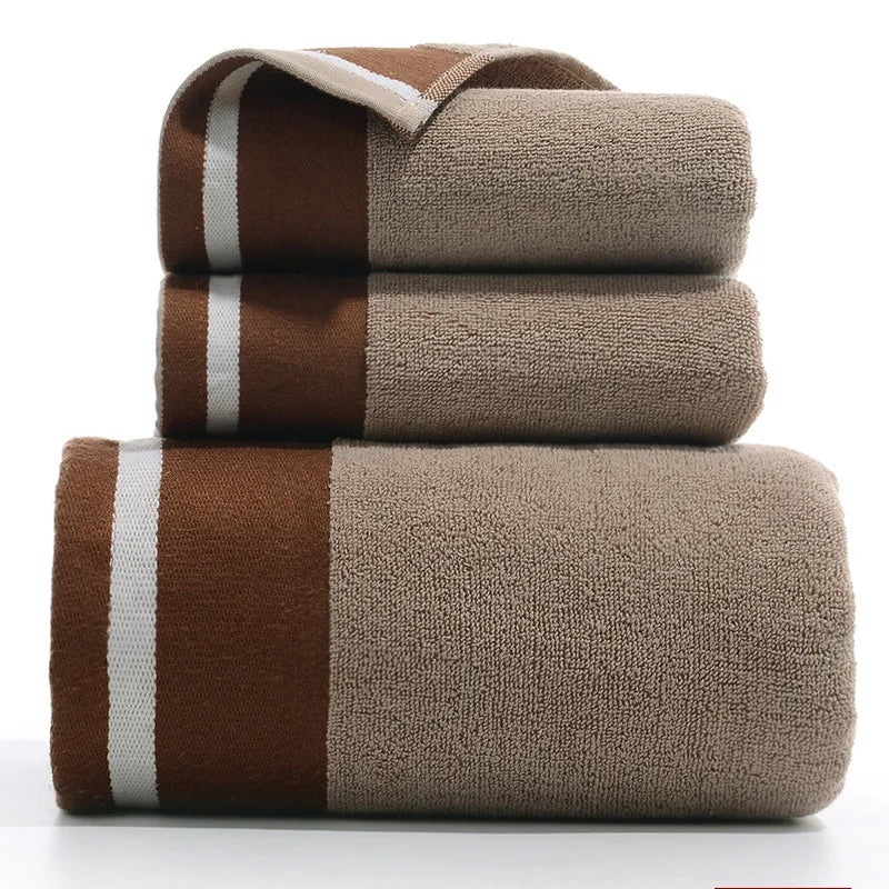 Cotton Bath Towel Set With Plush Texture