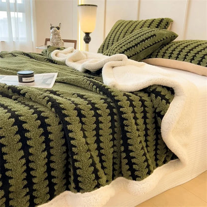 Flannel Blanket With Plush Sherpa Fleece